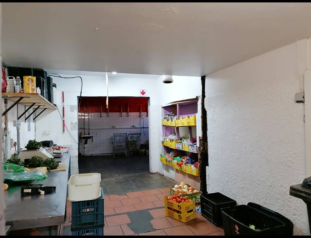 700M² BUSINESS FOR SALE IN STILFONTEIN EXT 2